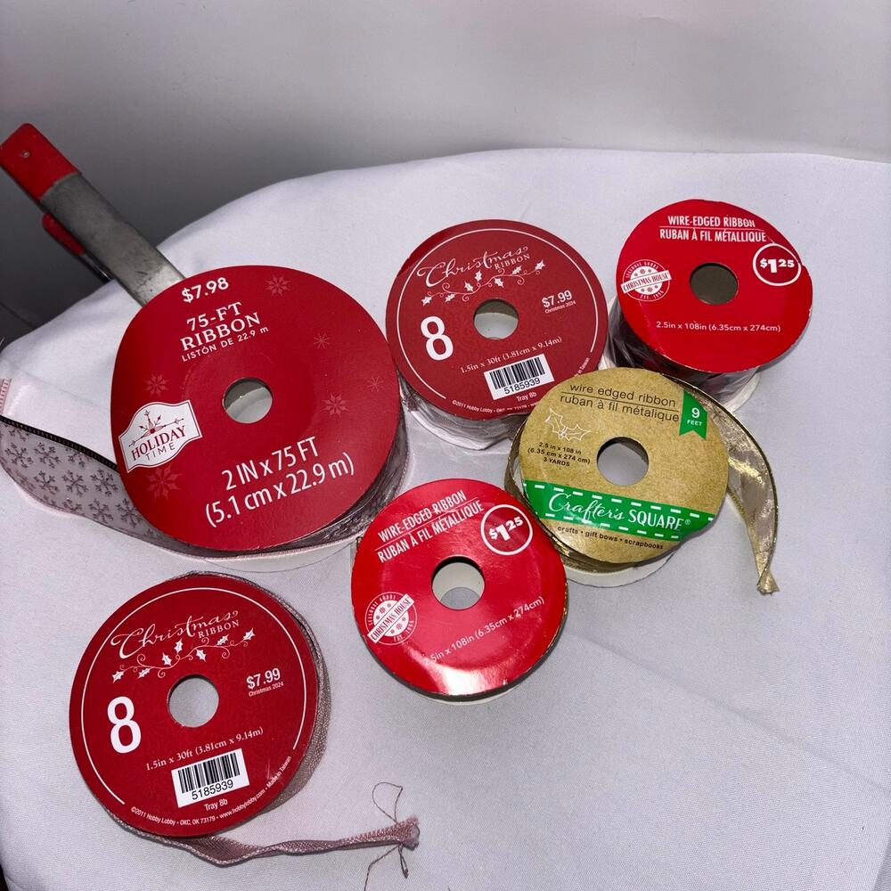 Christmas Ribbon - 6 Count - Picture 2 of 3